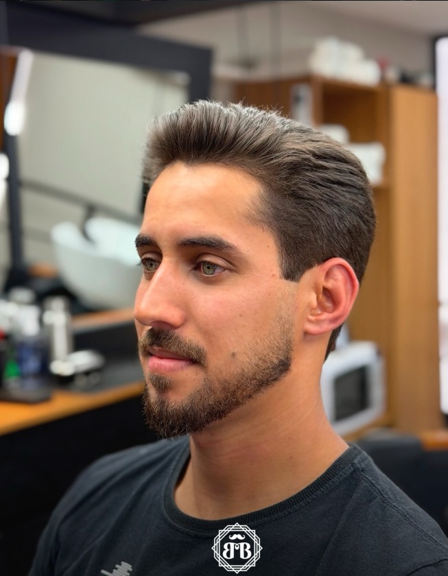 Trabalho da Barbearia Bernardes
